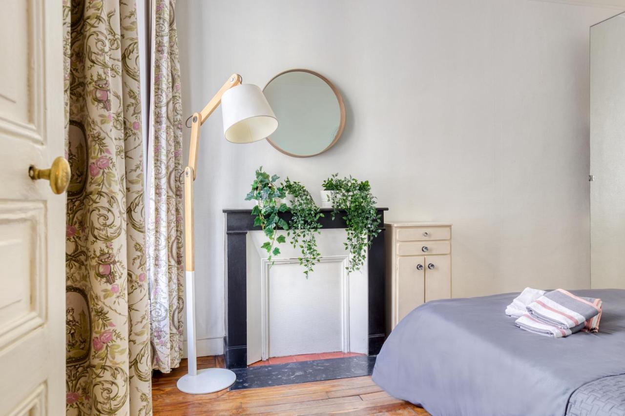 Appartement Cosy Chaleureux Proche Paris - Defense Suresnes Exterior foto